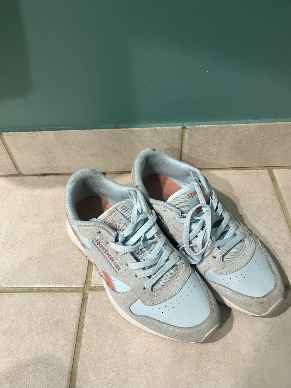 Reebok Classic Leather SP Women’s 8.5 Pastel Blue Peach Retro